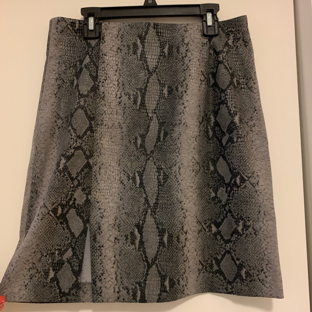 Snakeskin printed skirt